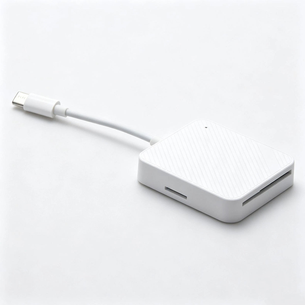 4 in 1 Card Reader Adapter for iPhone iPad (M2/SD/XD/SM)