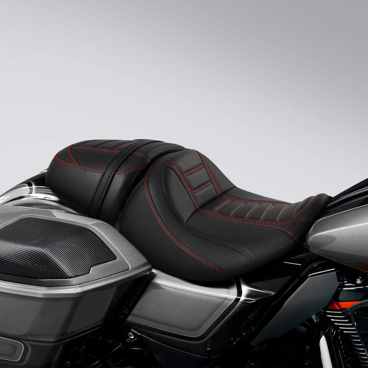 Black Red Driver & Passenger Seat for Harley CVO Street Road Glide (2023–2024)