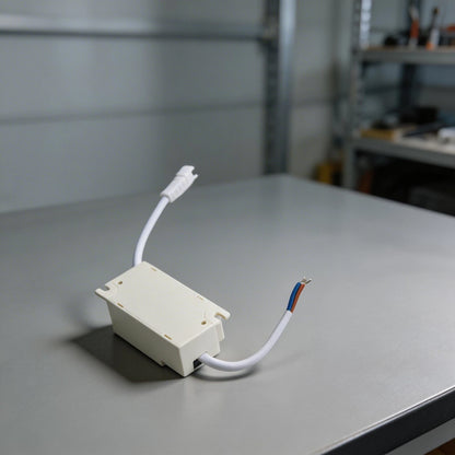 LED Driver for Power Line Lamp (5-8W, 180mA)