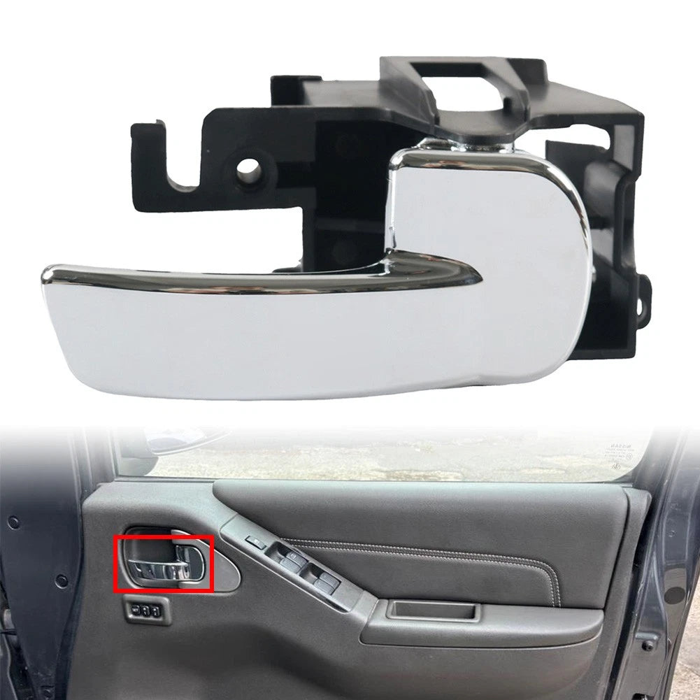 Right Interior Door Handle for Nissan Pathfinder R51, Navara D40 (2005–2012)