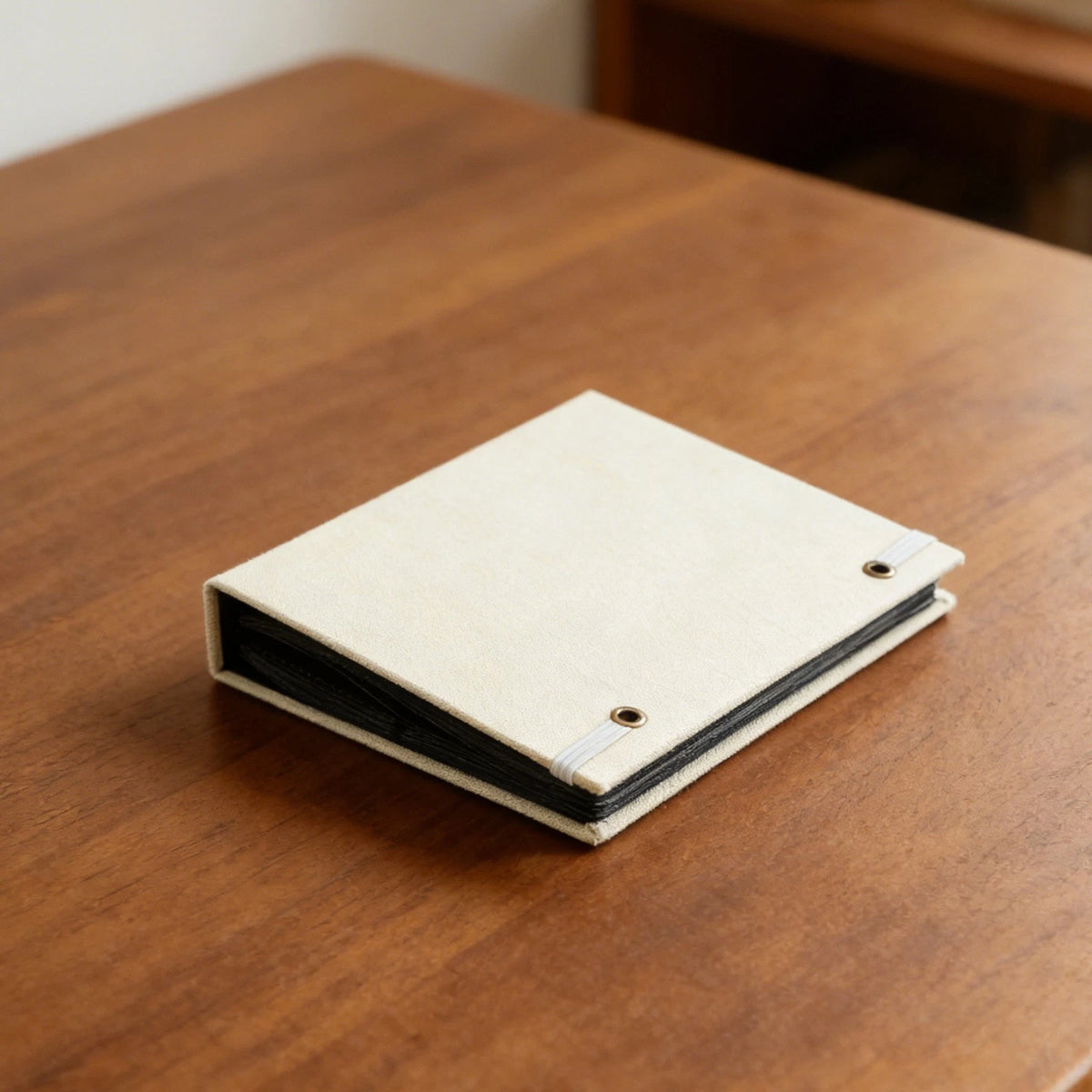 208 Photo Cards for Compact Size Bookshelf Decor