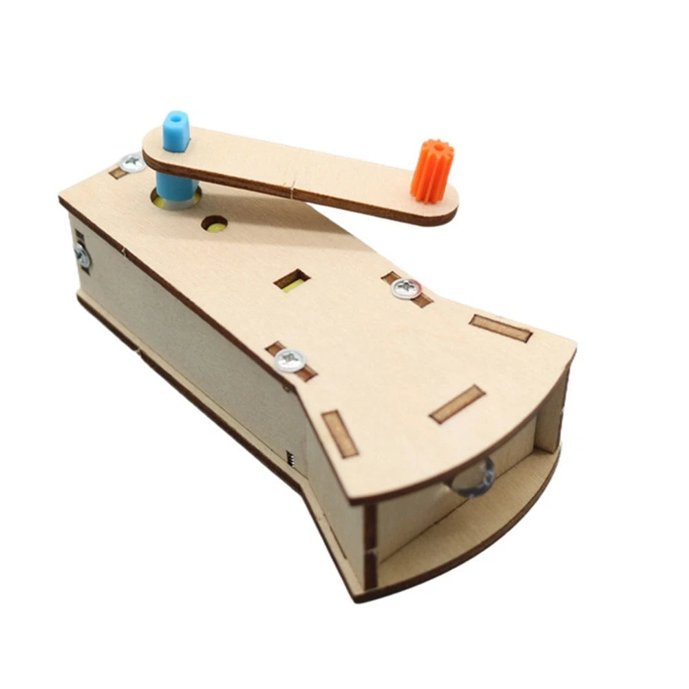Interactive Hand Cranked Flashlight for Learning About Renewable Energy