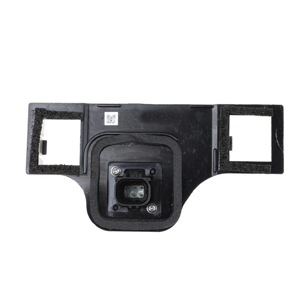 Rear View Back-Up Parking Camera for Toyota Sienna (2015–2017) 8679008010
