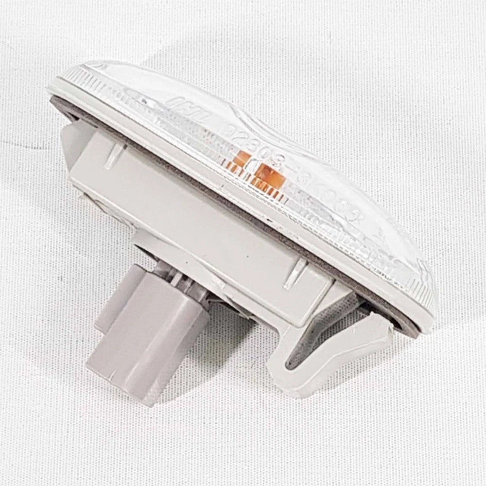 Fender Side Repeater Lamp 92303-3K000 for Hyundai Santa Fe (2007–2012)