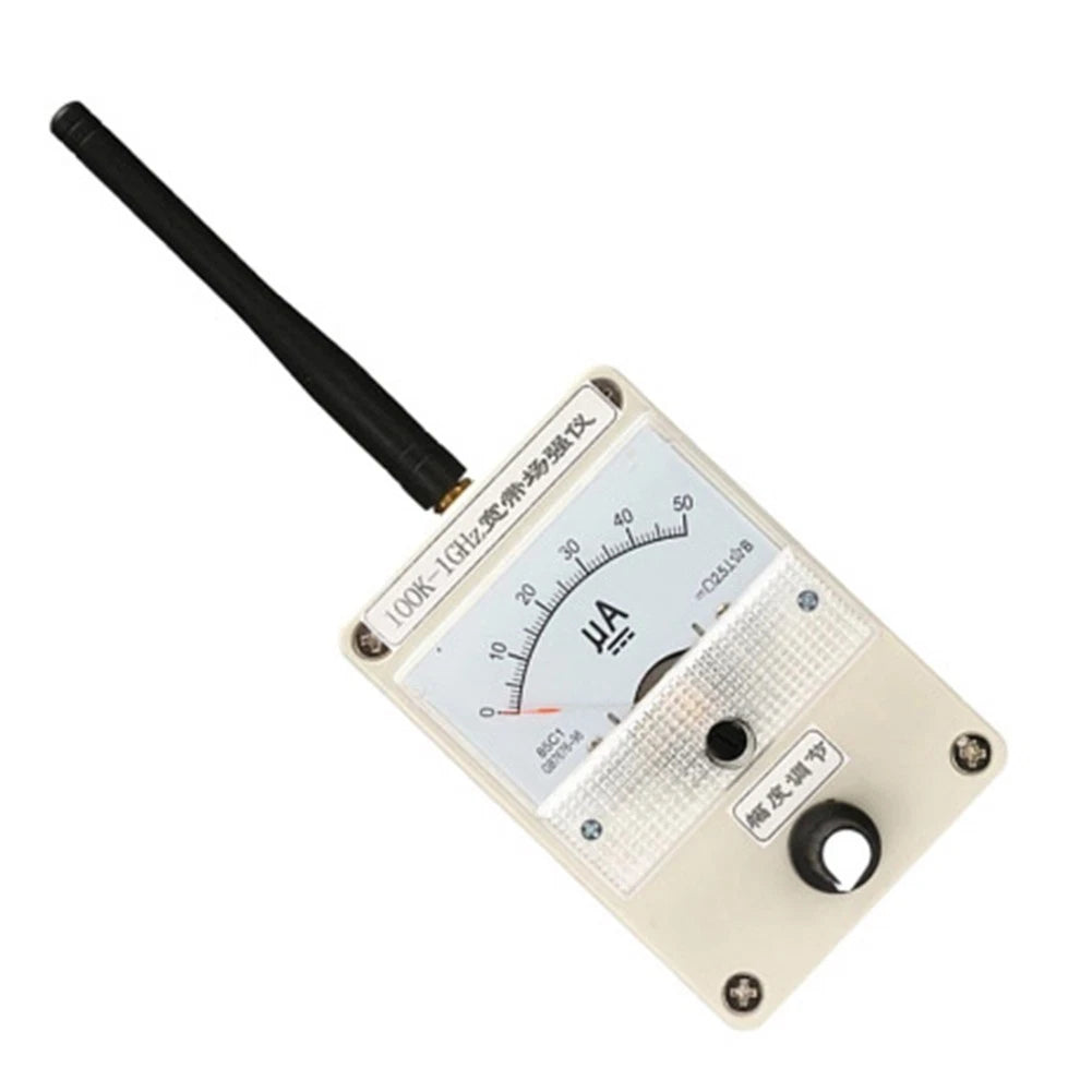 RF Signal Level Meter for Adjustable Amplitude Field Strength Measurement