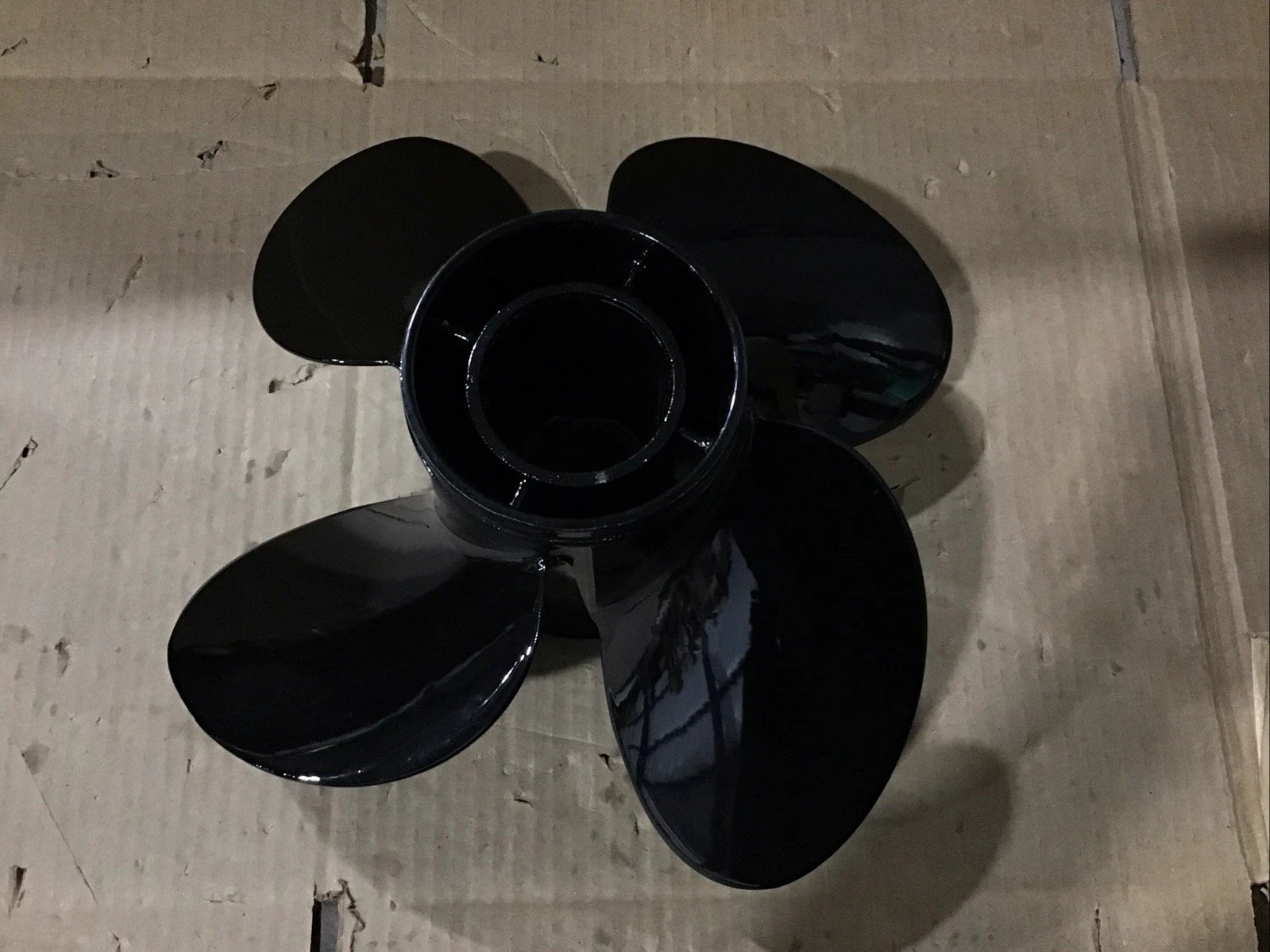 13x 17P Propeller for Mercury Spitfire (48-8M8026590)