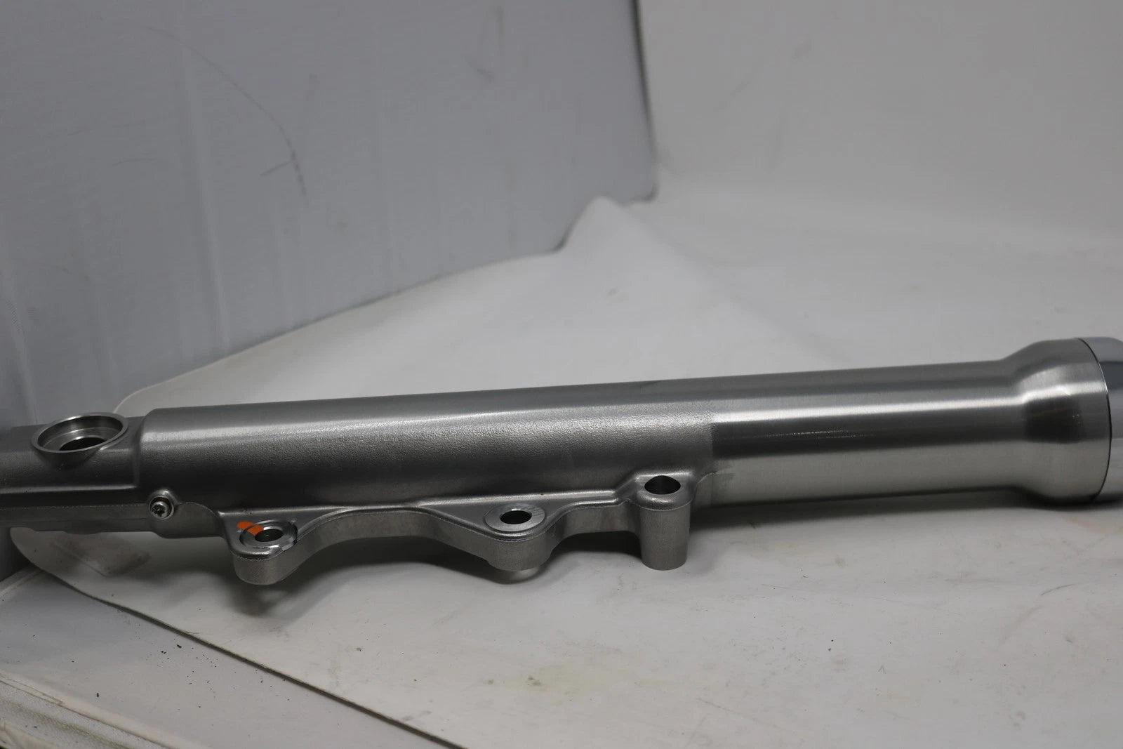 Left Fork Leg for Harley-Davidson FXRT FXRS FXRC (1988–1993) 45791-88