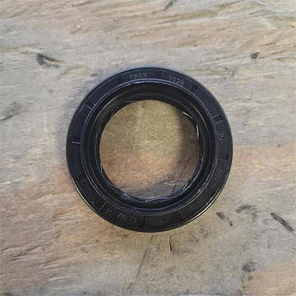 Rear Differential Driveshaft Seal for Land Rover Freelander 2/Range Rover Evoque (2012–2015)