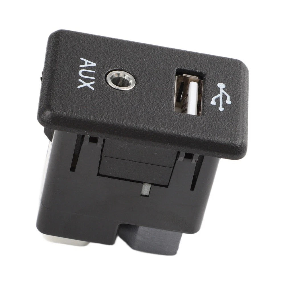 USB AUX Interface Adapter for Nissan (795405024, 28023 DF60A)