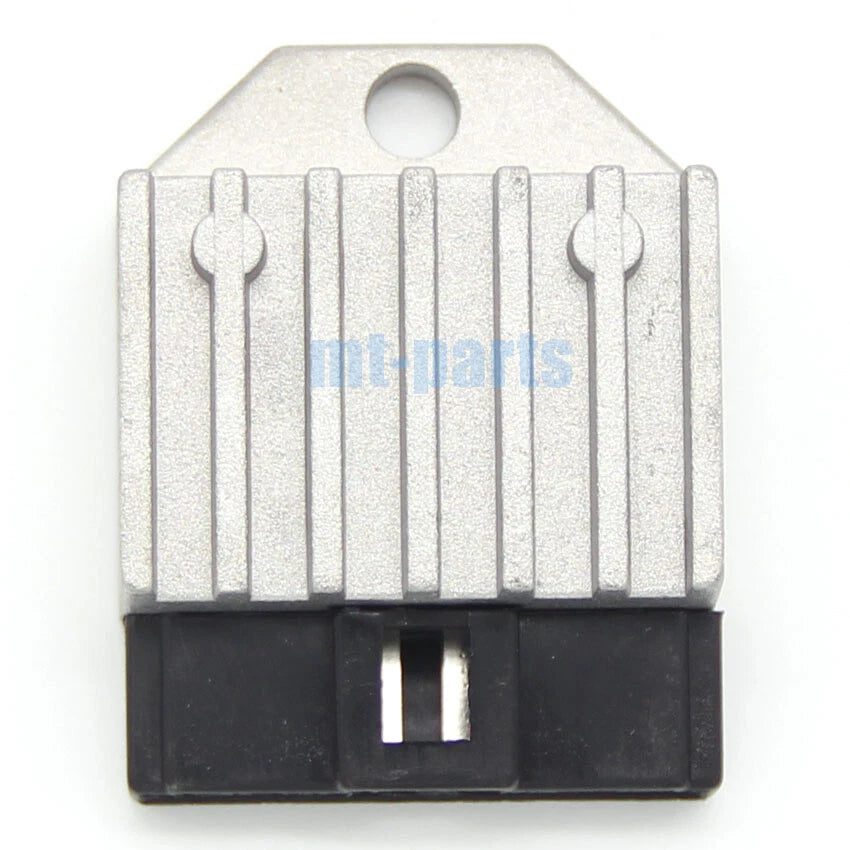 Voltage Regulator/Rectifier for Yamaha V-Max 600 VX600 / V-Max-4 800 VX800 (1996)