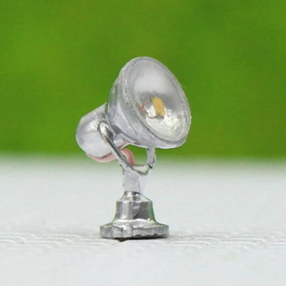 Pack of 5 LED Spotlight Flood Lights for HO Scale Model Railway