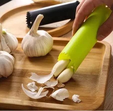 Silicone Garlic Peeler for Easy Peeling Kitchen Tool - Black or Green