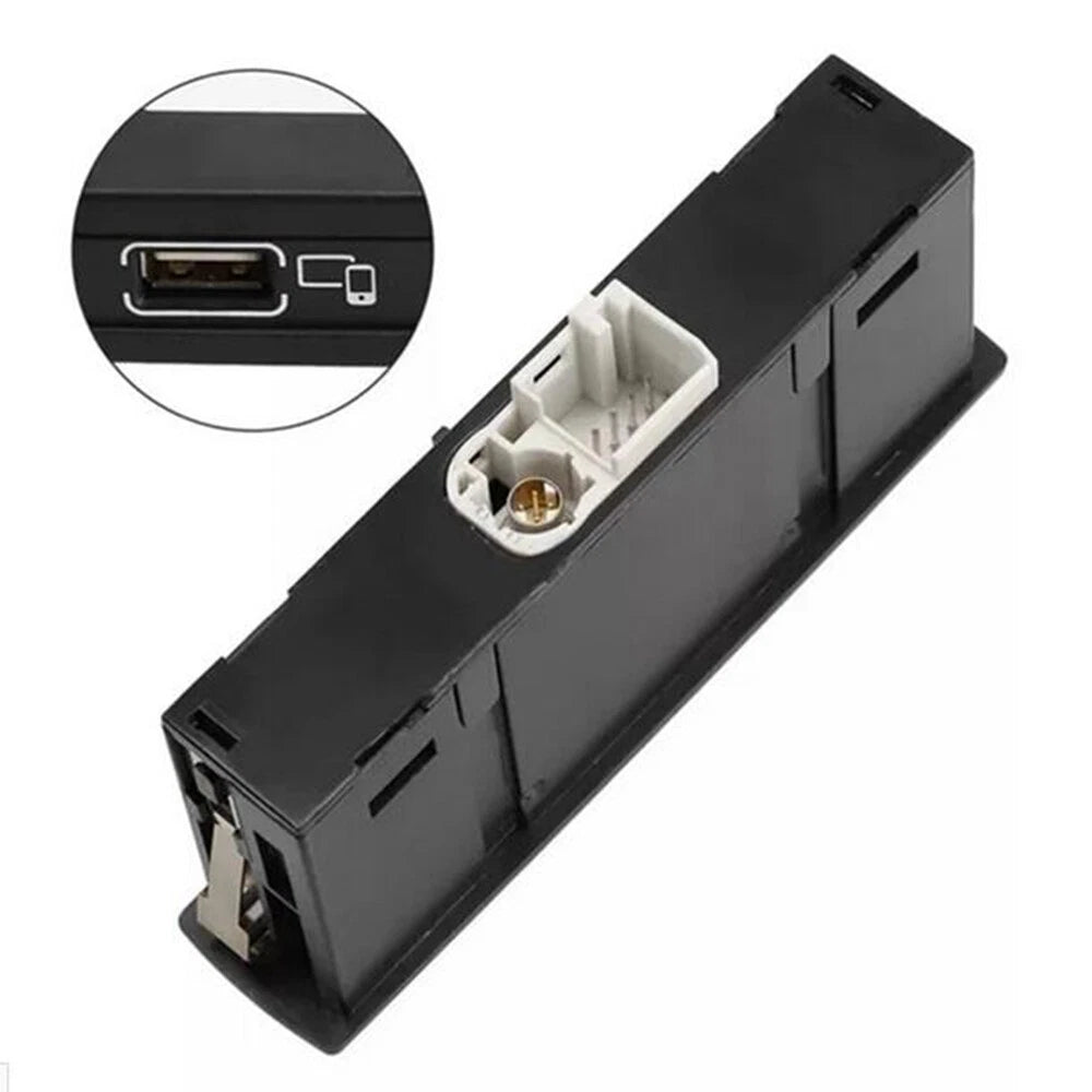 Center Dashboard USB Socket for Mercedes Benz CLS A-Class GLA CLA GLE (2011–2023) 1728202100