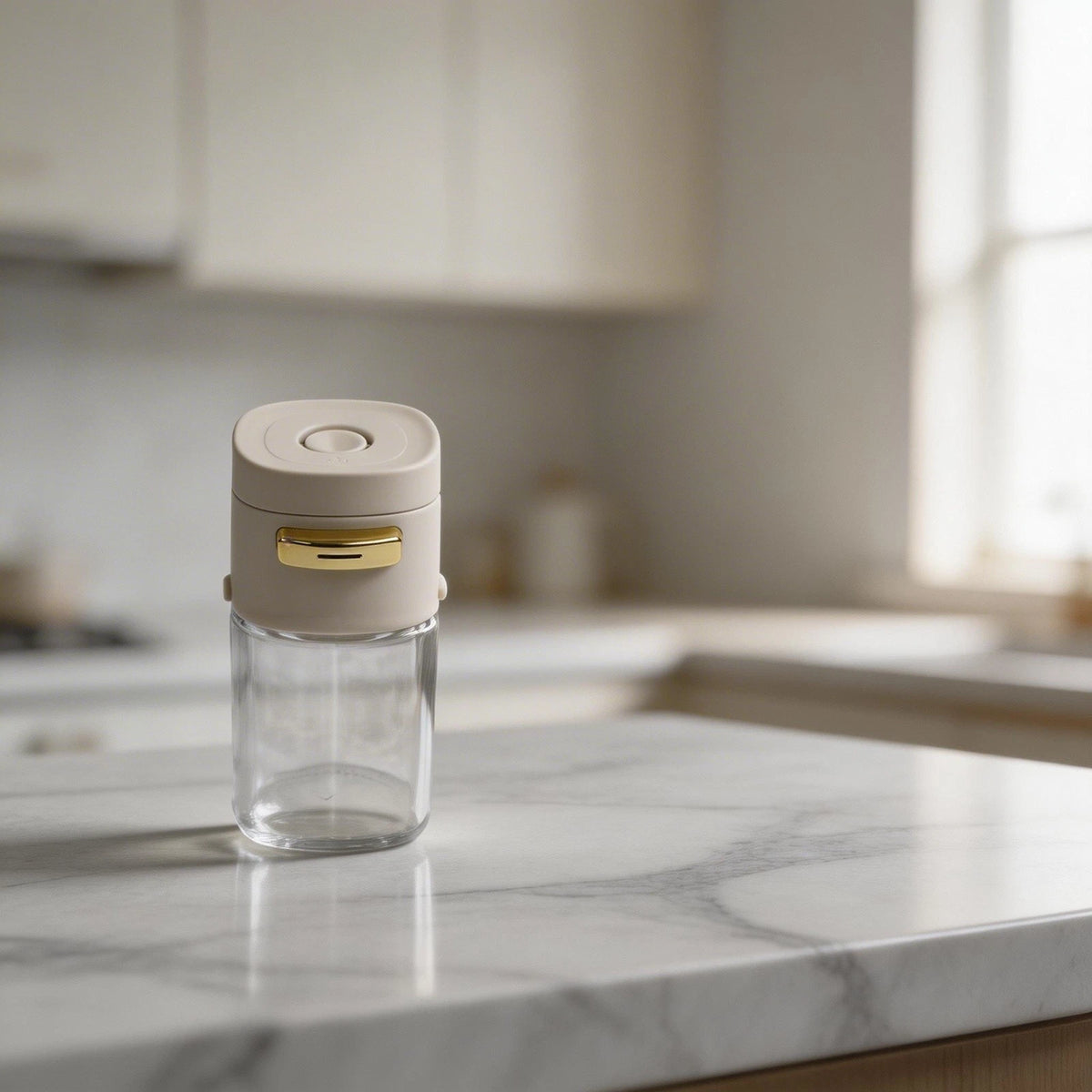 Compact Glass Sugar Dispenser with 0.5g Portion Control