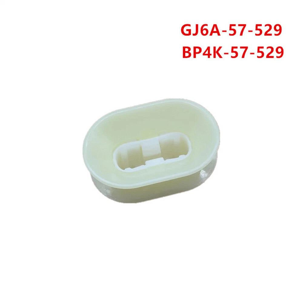 2X Rear Seat Fixing Clips for Mazda 6 GG GH, Mazda 3 BK BL (GJ6A-57-529)