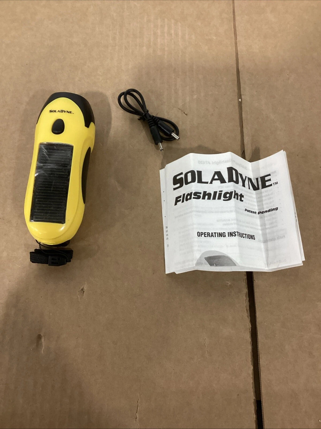 SolaDyne 7420 Self-Powered 3 LED Flashlight for (Out of Box)