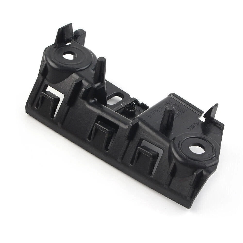 Front Right Bumper Mount Bracket for Land Rover Defender (2020–2022) LR132641