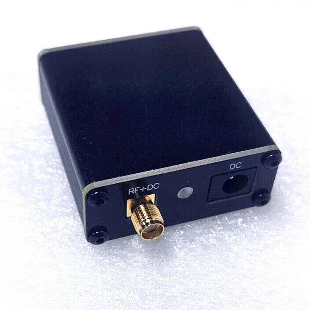 Efficient Wideband Radio Antenna for