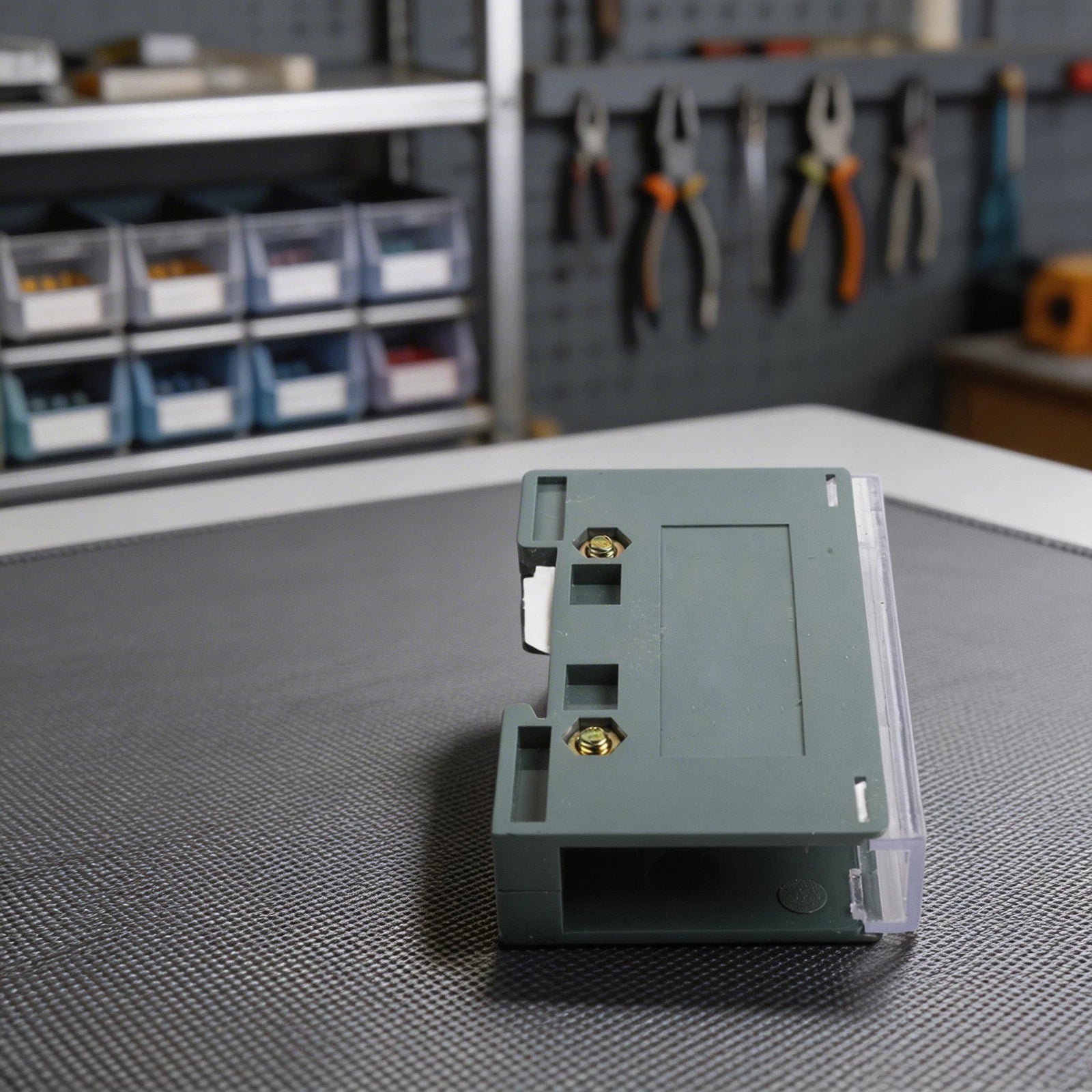 DIN Rail Terminal Block 1 In 4 Out Connector Distribution Block 690V