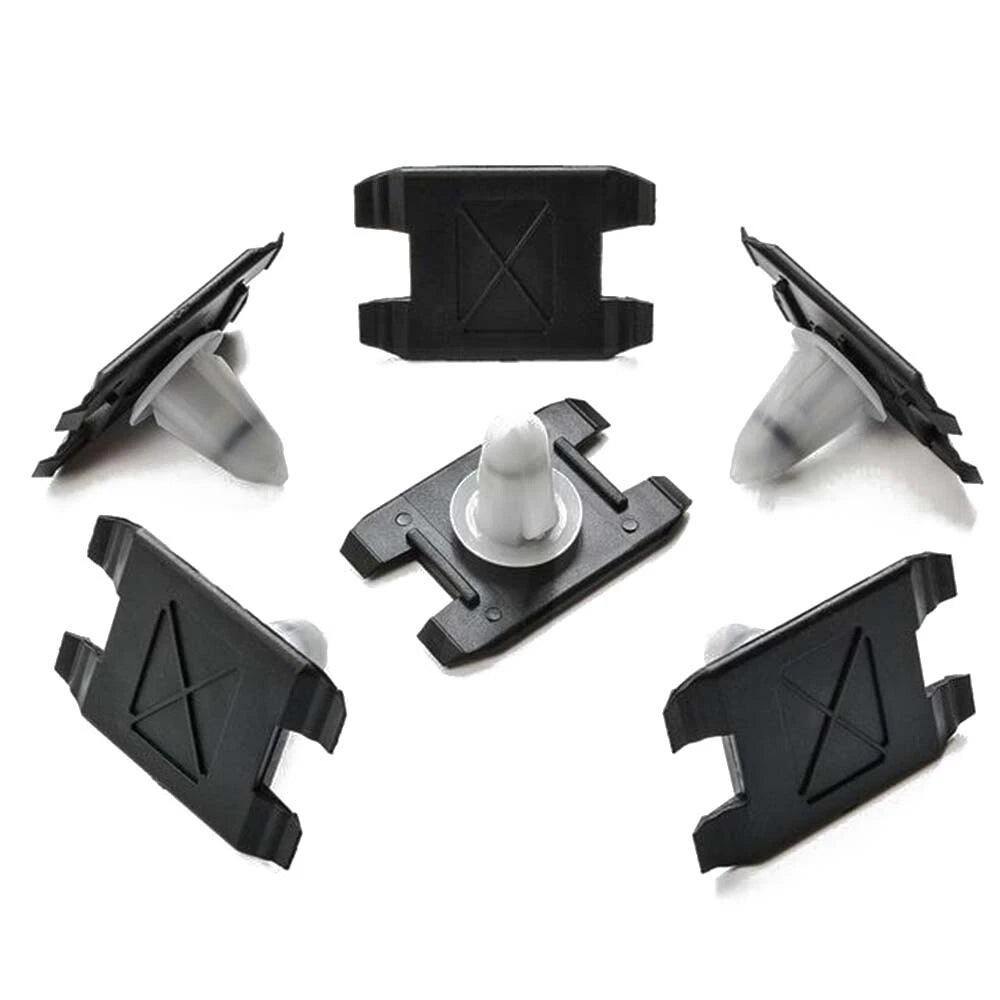 Fender Wheel Flare & Rocker Molding Retainer Clip for BMW 750iL (1995–2001)