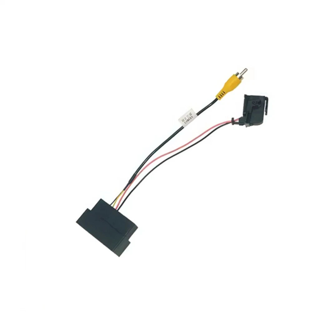Rear Camera Video Plug Converter Cable for Ford Focus (2012–2018)
