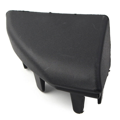 Right Front Wheelarch Moulding End Cap for Land Rover Discovery 3 & 4 (LR010633)
