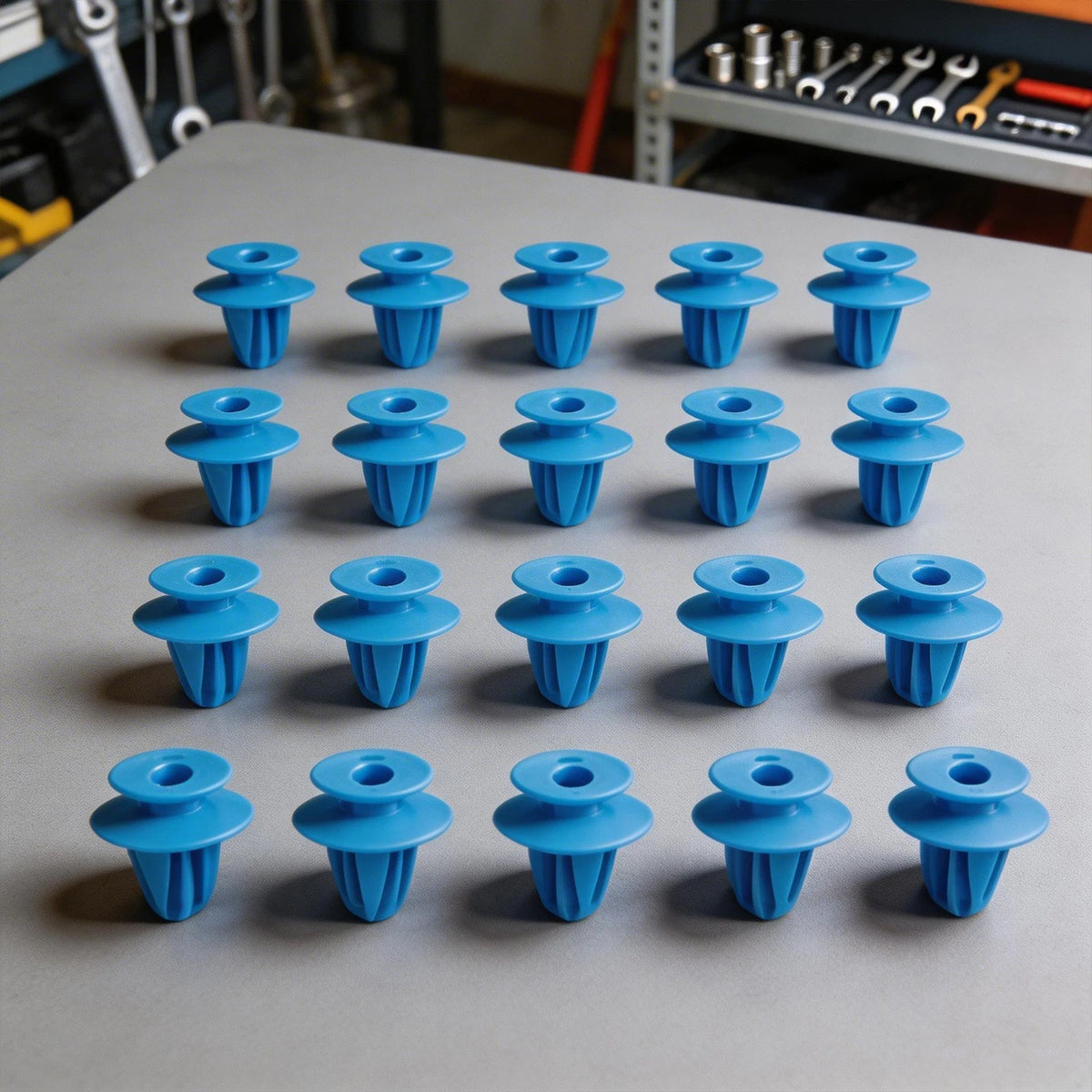 Brand New US Trim Clips For L 200 Plastic Hot Replacement Arches