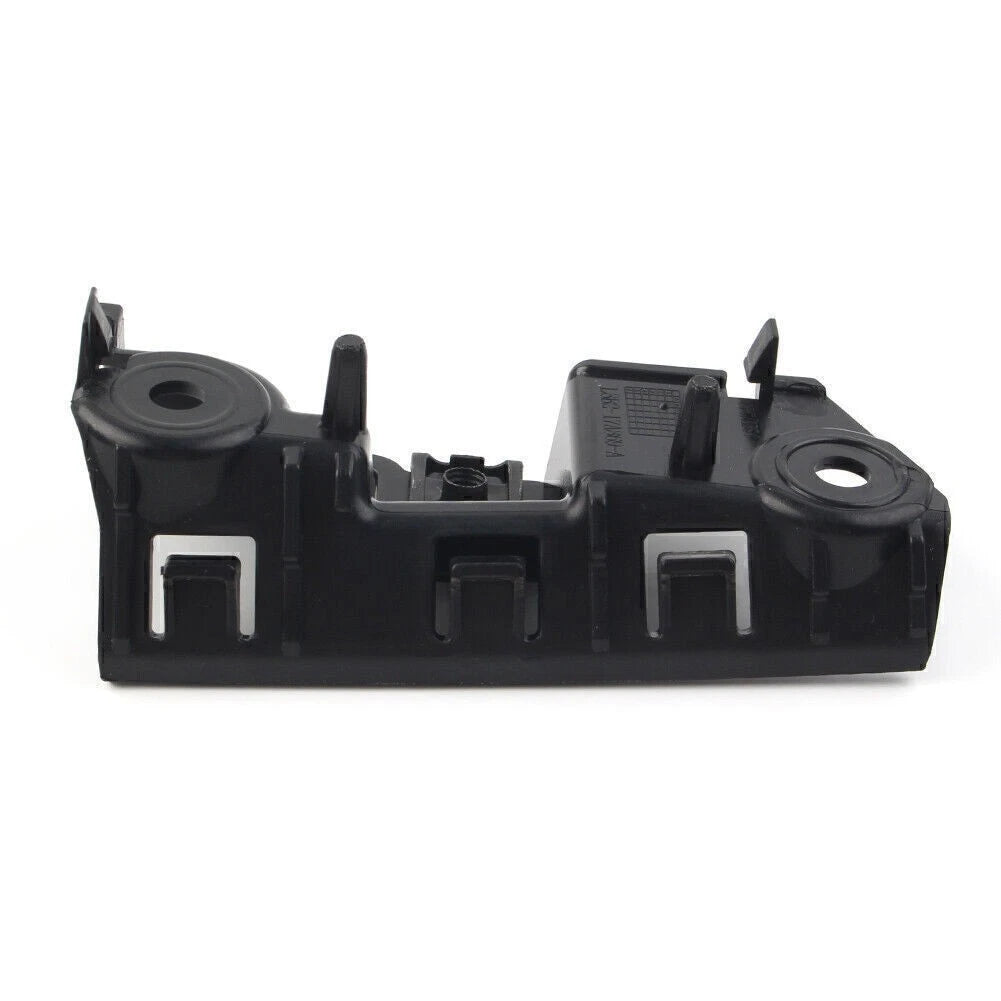 Front Right Bumper Mount Bracket for Land Rover Defender (2020–2022) LR132641