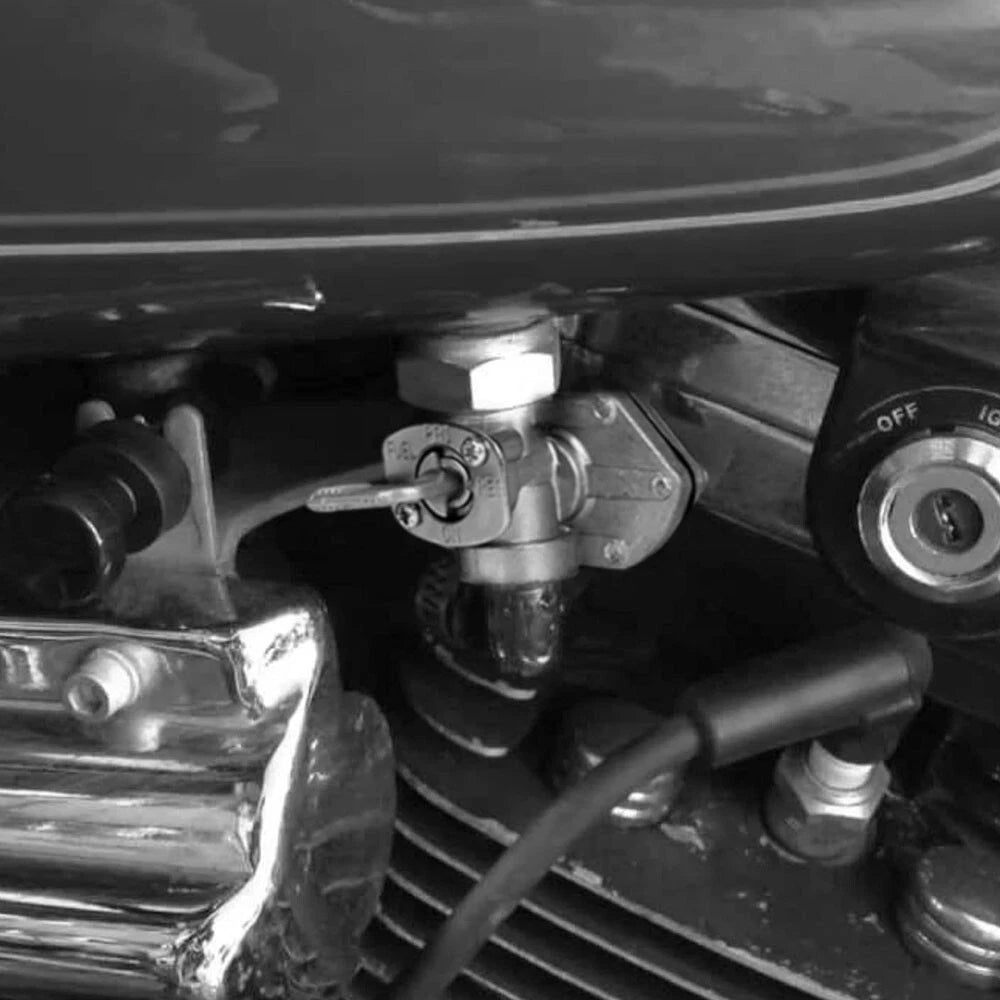 Gas Fuel Petcock Valve Switch for Suzuki LT80 LTZ400 Z400 LTZ250 LTF300 (1990–2023)