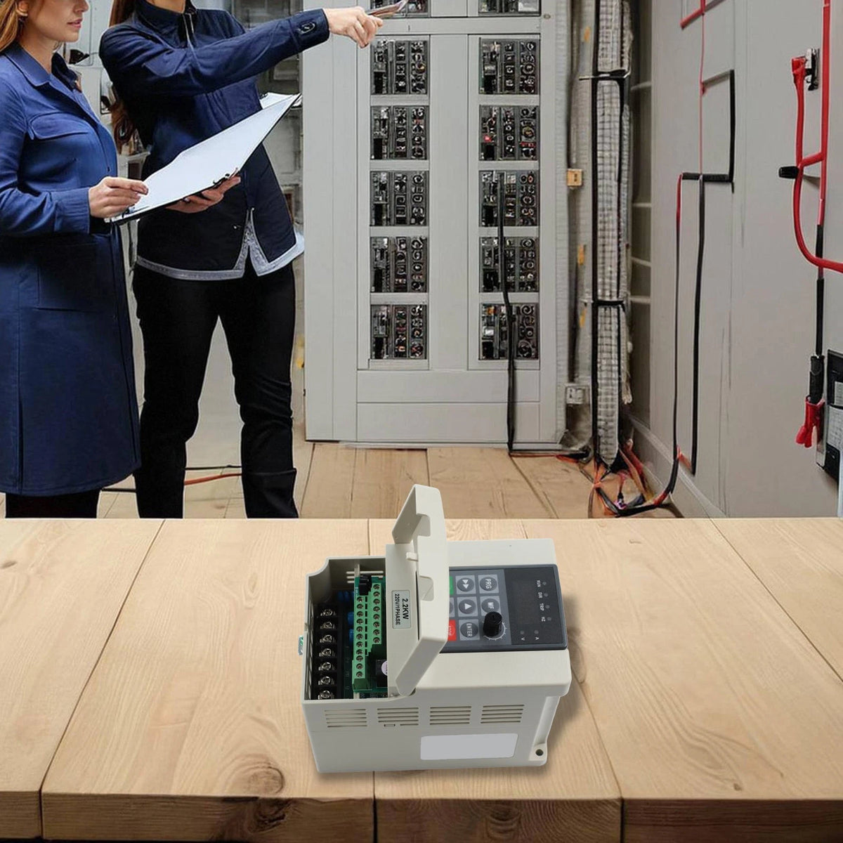 2KW Variable Frequency Drive for 220V Input and 380V Output