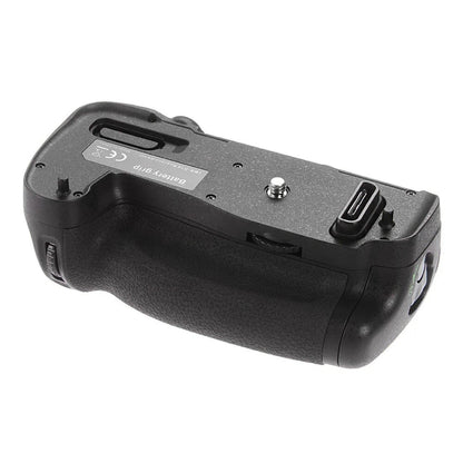 Vertical Battery Grip for Nikon D750 (2014–2017)