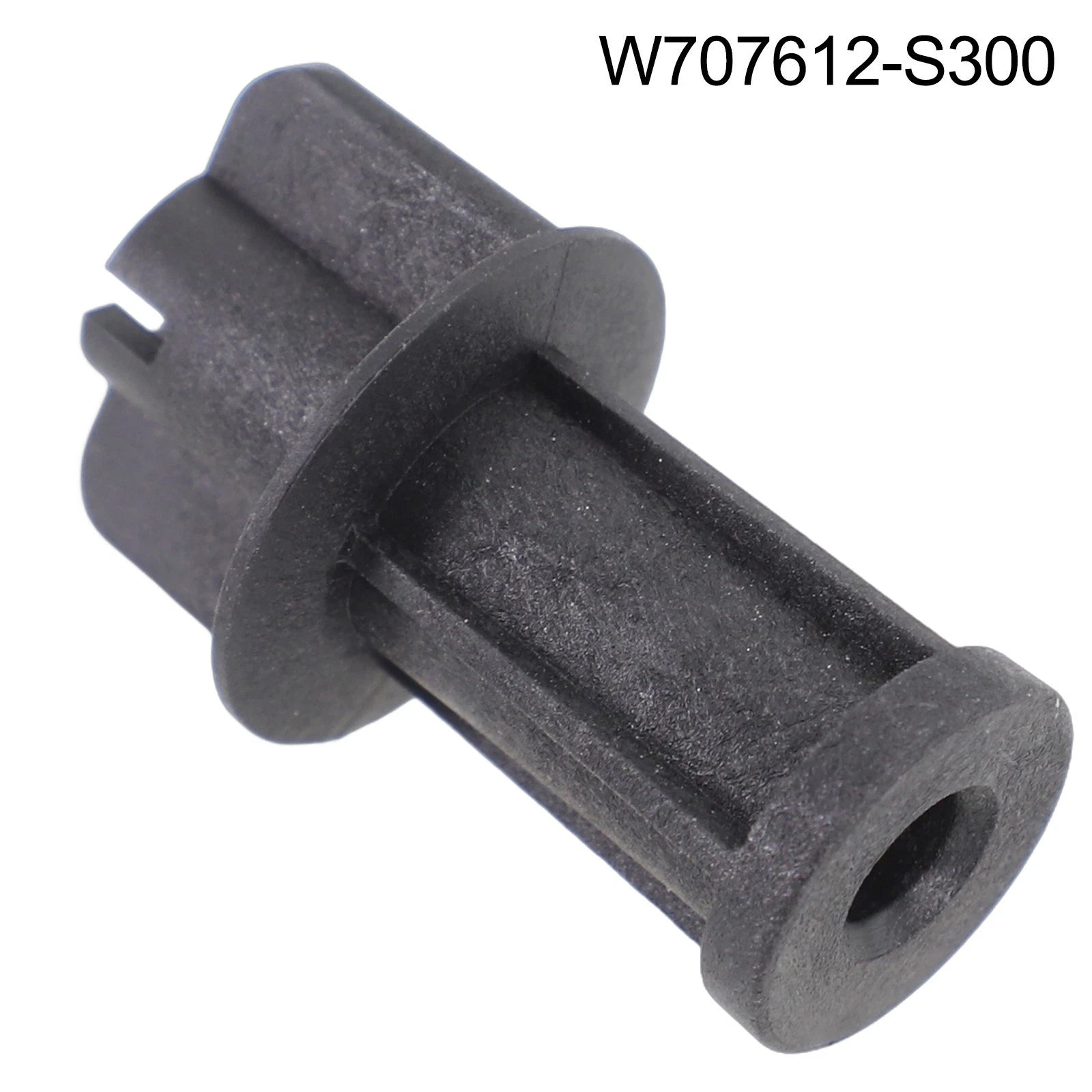 Rear Outer Lamp Nut for Ford (2011–2019)