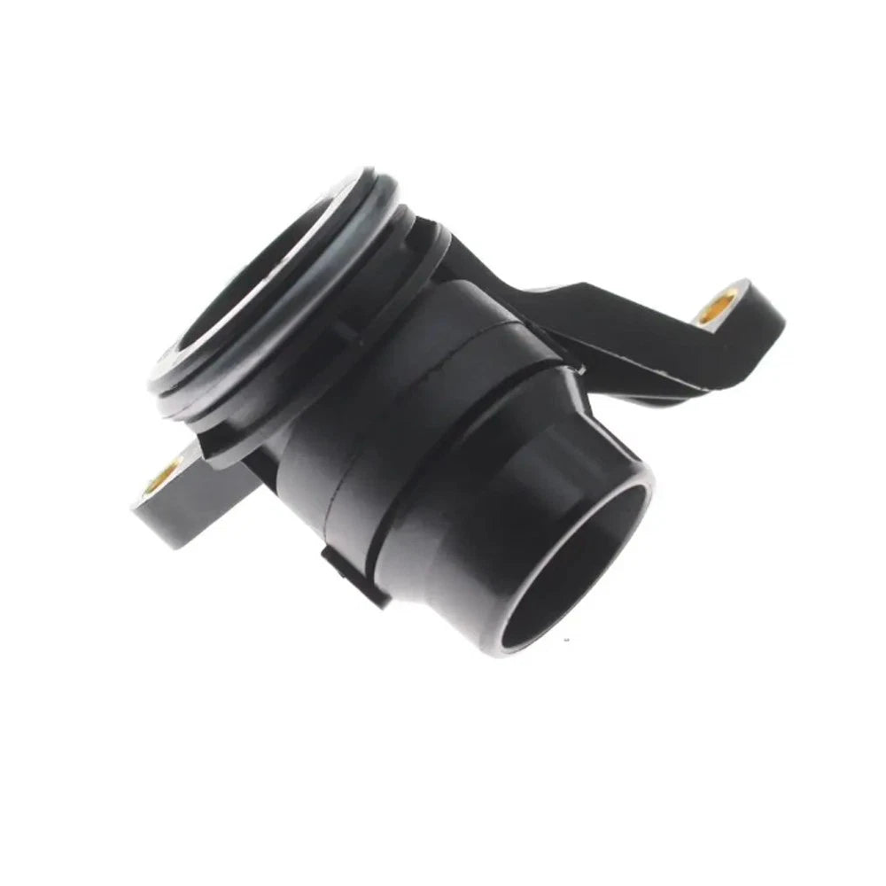 Lower Engine Water Pipe Connector LR013165 for Land Rover LR4 (2010–2016)
