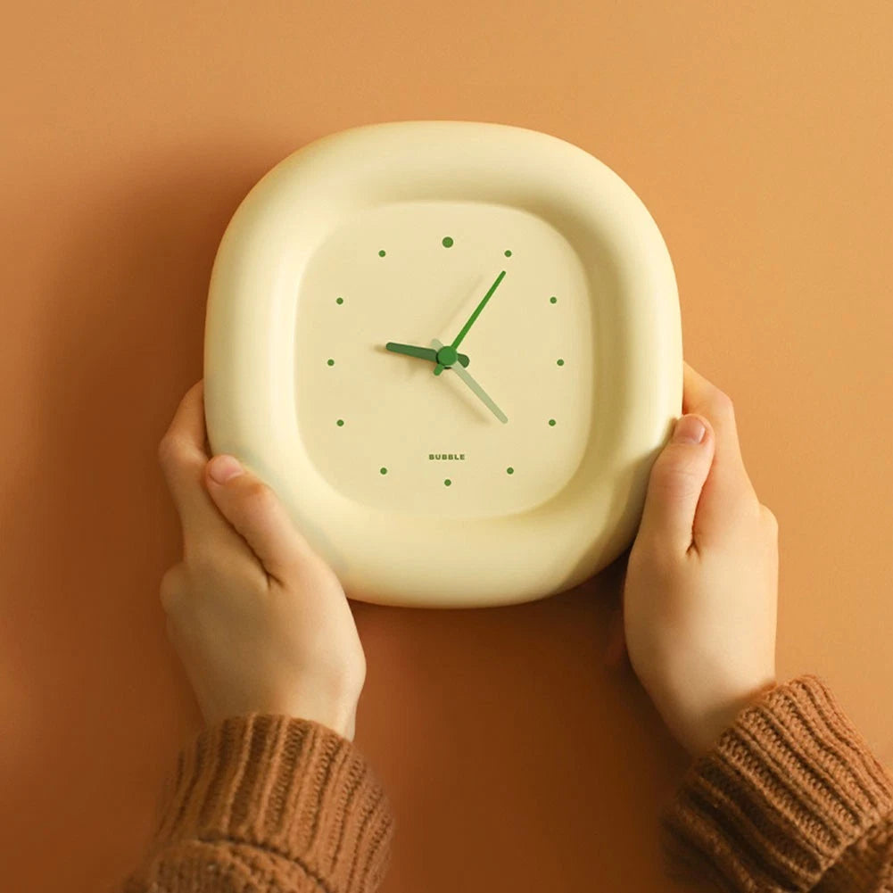 Seamless Nails Bubble Clock for Living Room Bedroom - Silent Design