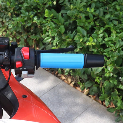 12V Silicone Heating Hand Grip Cover for Universal Applications (2010–2023)