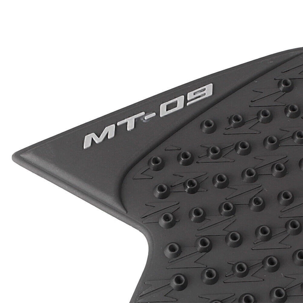 Rubber Traction Side Tank Pad for Yamaha MT-09/FZ09 (2014–2015)