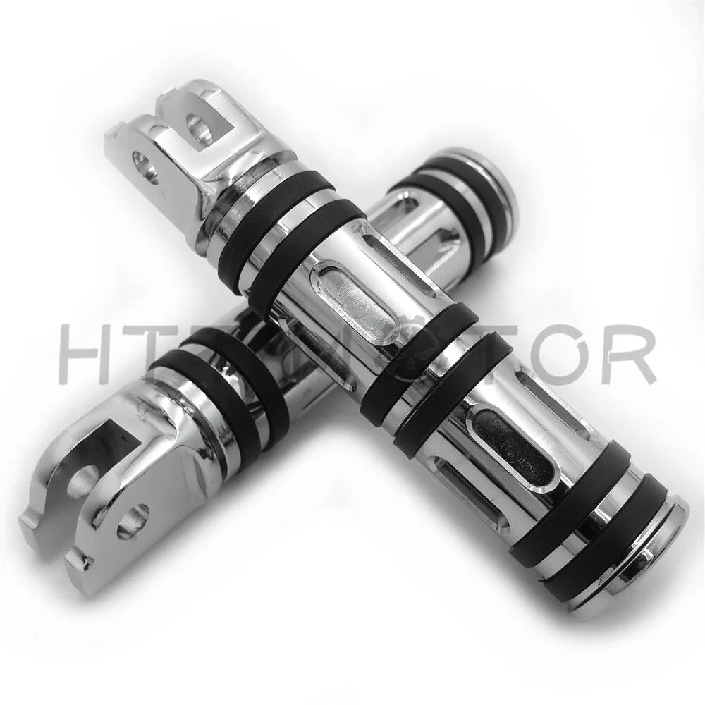 Chrome Edge Cut Footpegs for Harley Breakout FXBR / FXBRS (2018–2019)