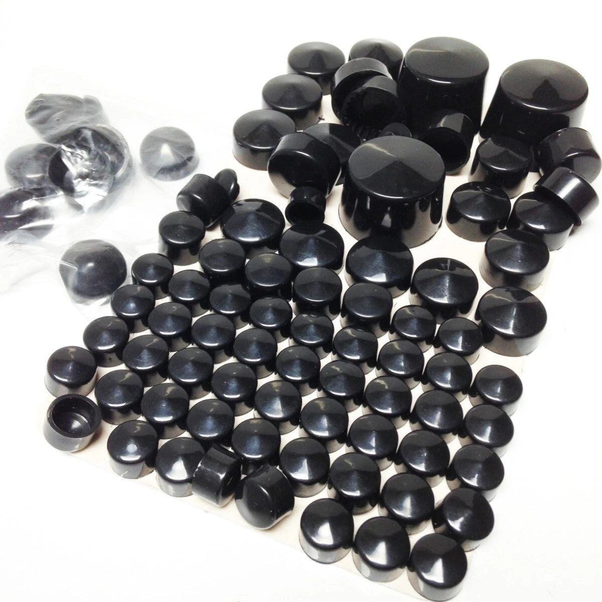 Black Bolt Toppers Caps for Harley Davidson Softail Twin Cam (2000–2006)