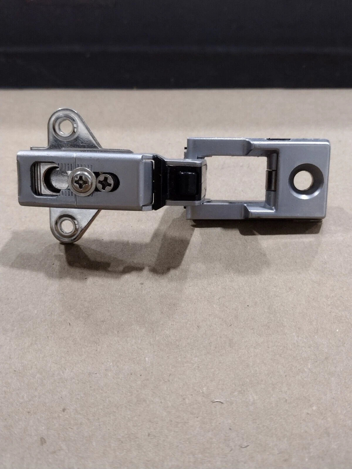 Cabinet Hinge for Maxum 14899 (Out of Box)