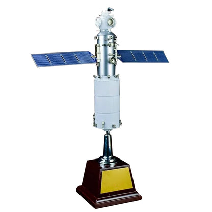 Spacecraft Model with Stand for China Tianhe Core Module (1/150 Scale)