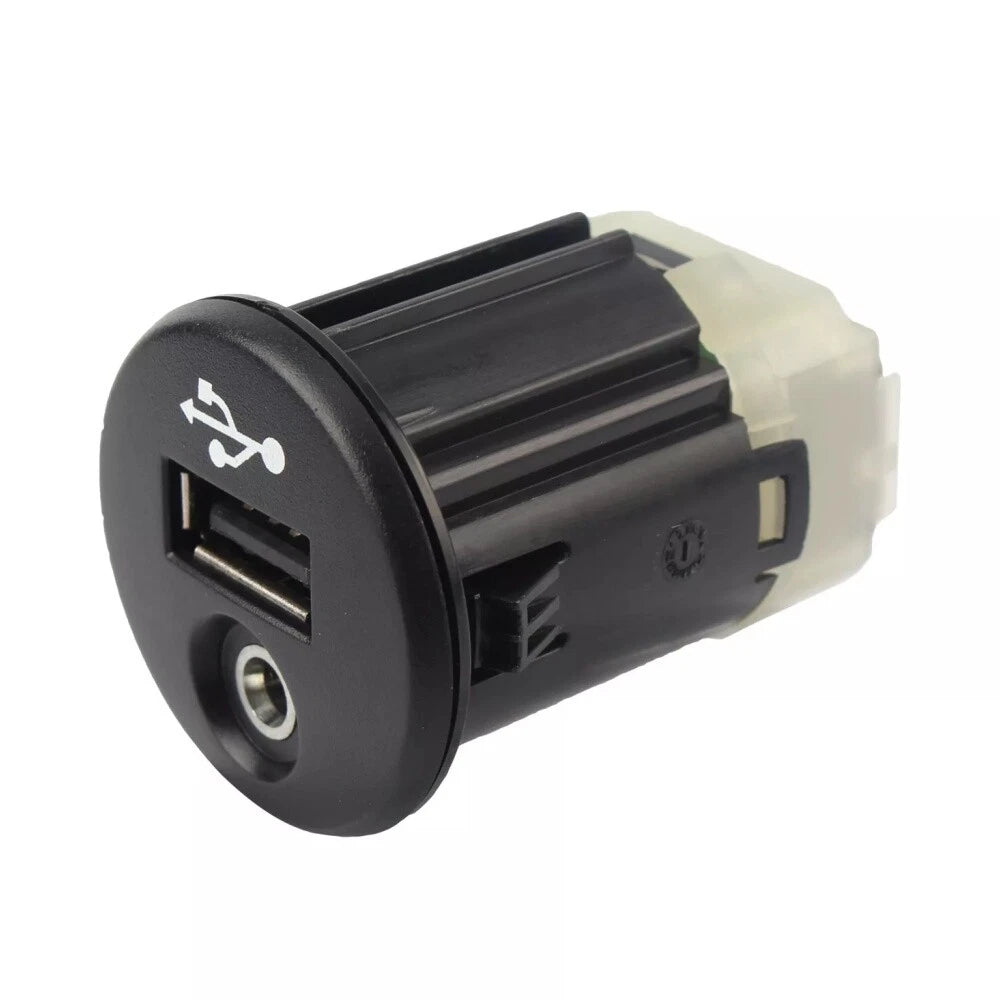 Audio Auxiliary Jack for Nissan Juke (2011–2013) 28023BH00A