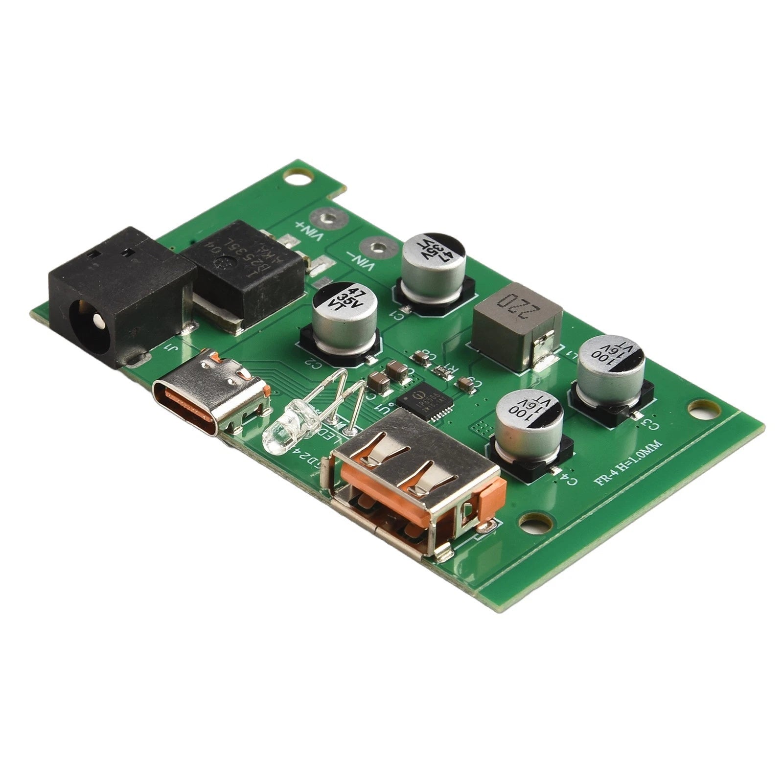 Portable Solar Controller for Efficient Power Transfer