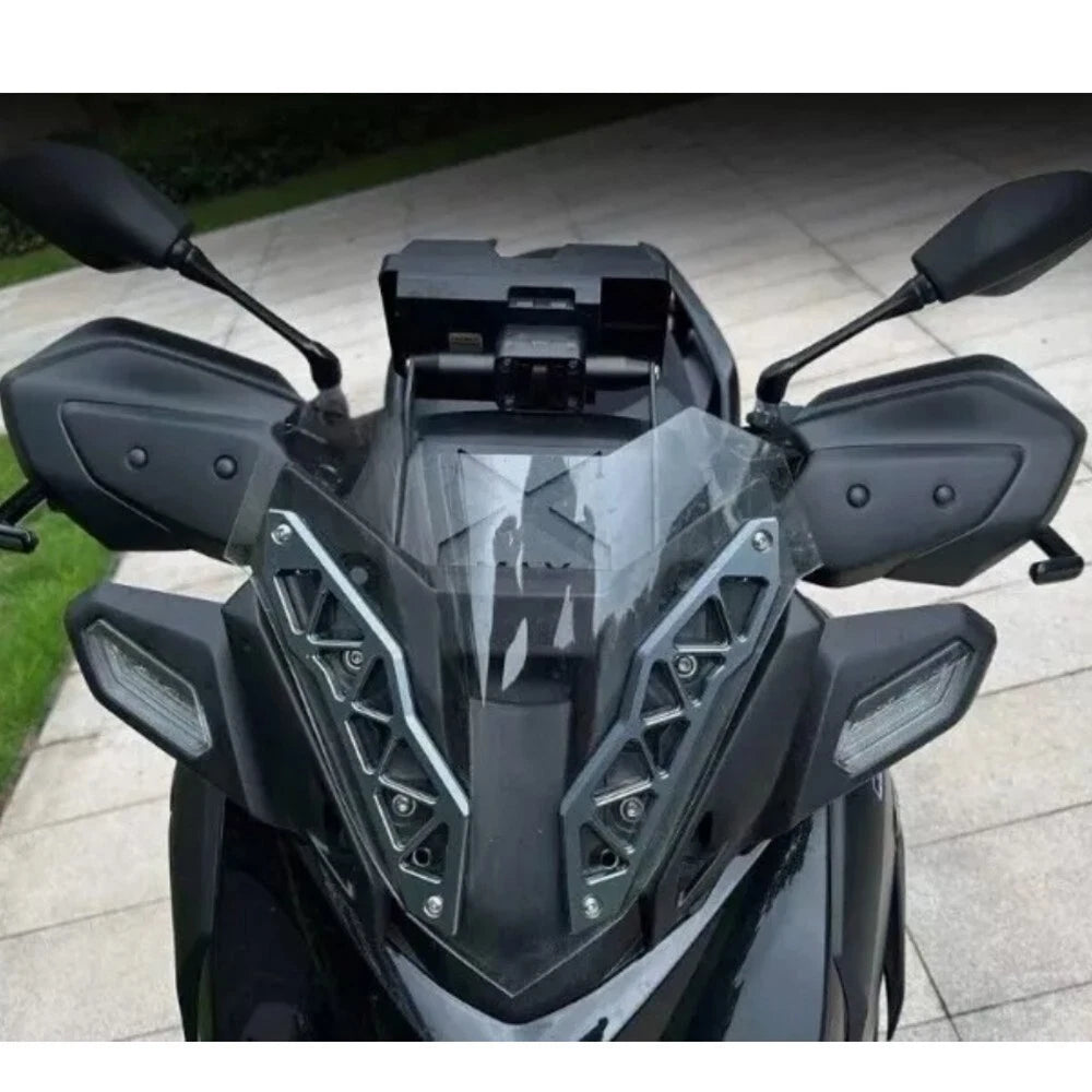 1 Pair Handguard Hand Protection for Yamaha X-MAX 125 / X-MAX 300 (2023–Present)