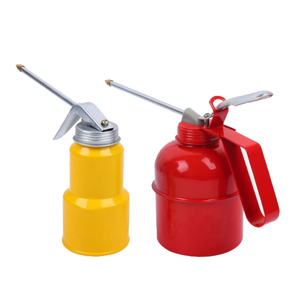 Manual Oil Can for Workshop Applications