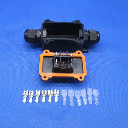 Waterproof 30A 250V 6 Pin Boat Switch (Self Resetting)