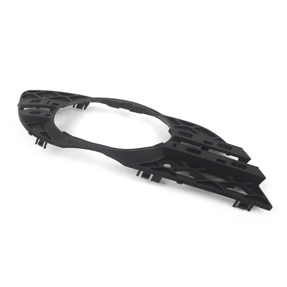 Front Right Fog Light Grille for Mercedes-Benz E320 E350 E550 E63 (2007–2009)
