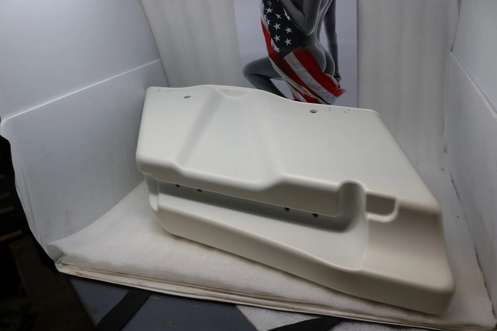 OEM Right Extended Saddlebag for Harley-Davidson Touring (2014–2023)