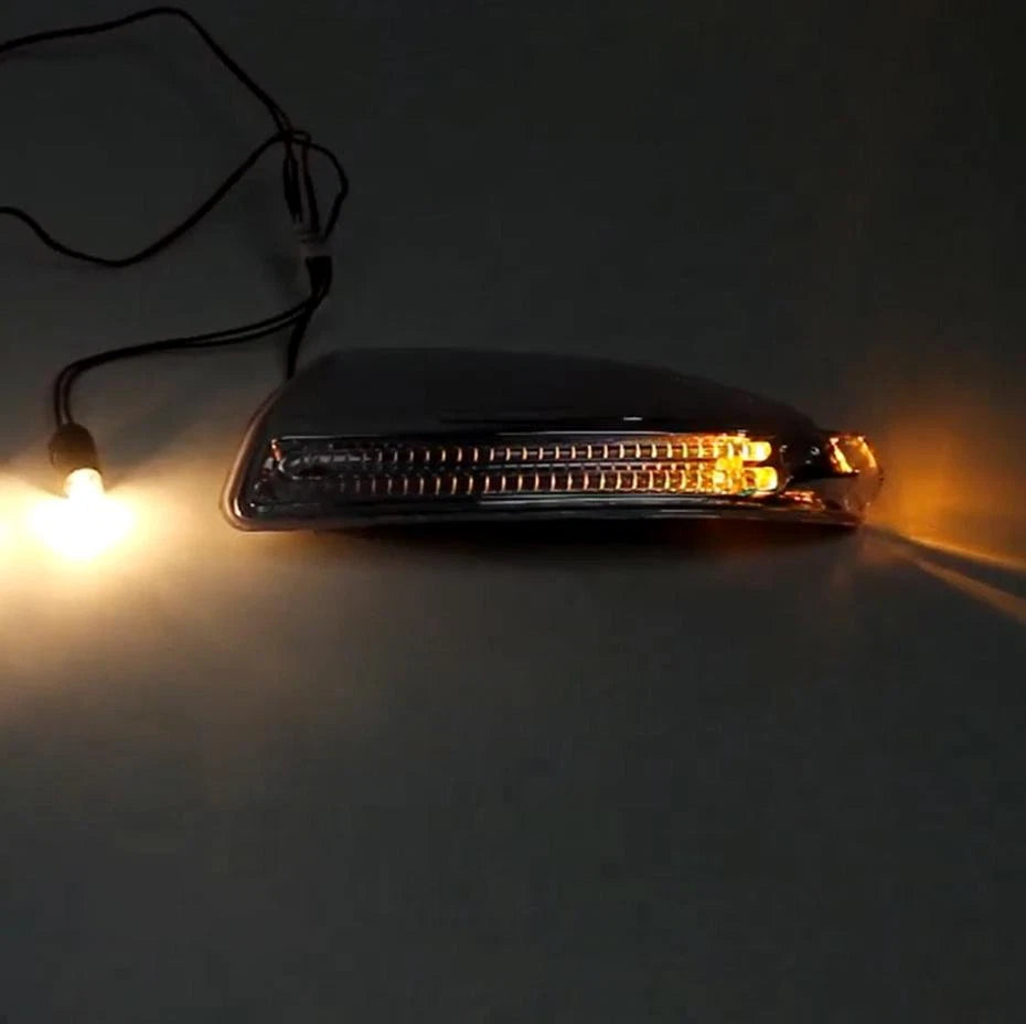 Left Side Door Mirror Turn Signal Light for Benz GL M Class X164 W164