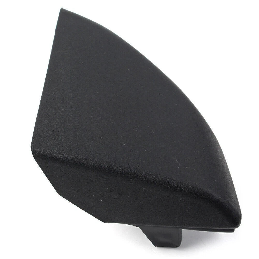Left Front Wheelarch Moulding End Cap for Land Rover Discovery 3 & 4 (2004–2016) LR010634