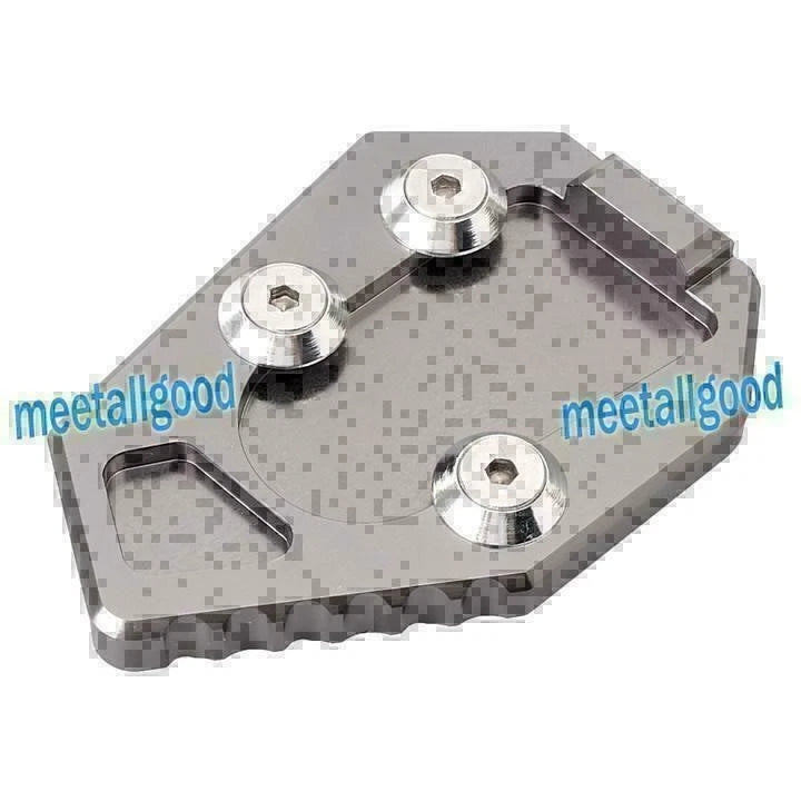 Billet Side Stand Plate for Honda CB1000 (2008–2015)